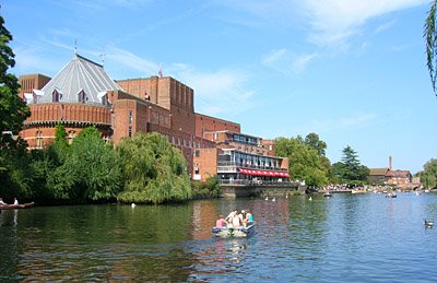 Stratford Upon Avon, Royal Shakespeare Theatre and River Avon